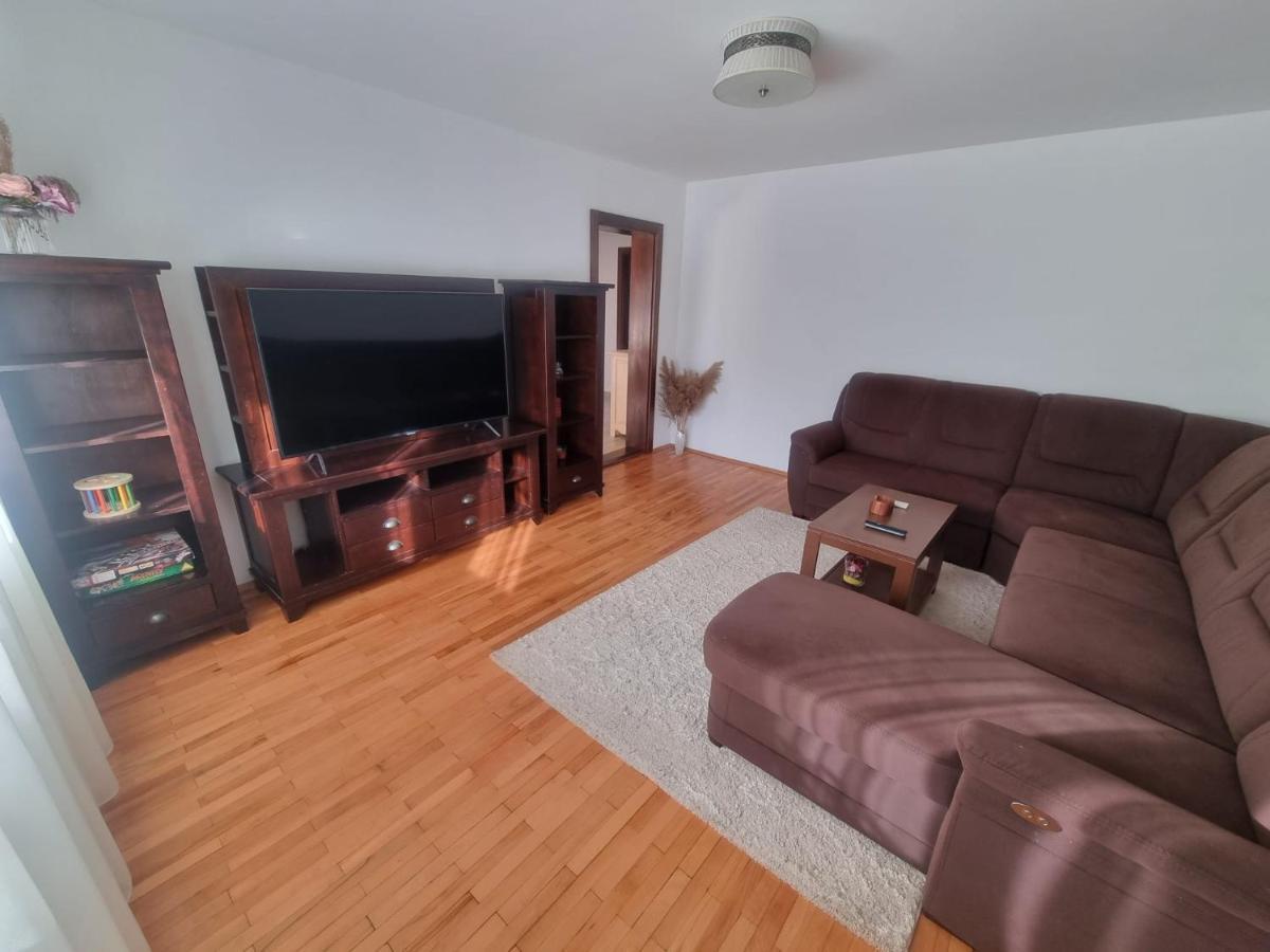Clasic Apartment Nufarul أرادايا المظهر الخارجي الصورة